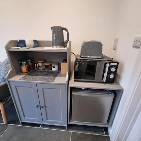 Apartamento The Den - A Modern, Quirky, Self Contained Unit Braunton Exterior foto